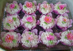 Cupcakes Pink-Flowers-2